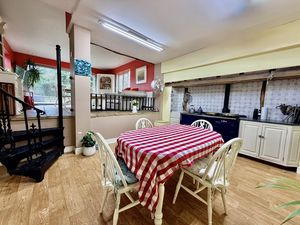 Photo 3- click for photo gallery